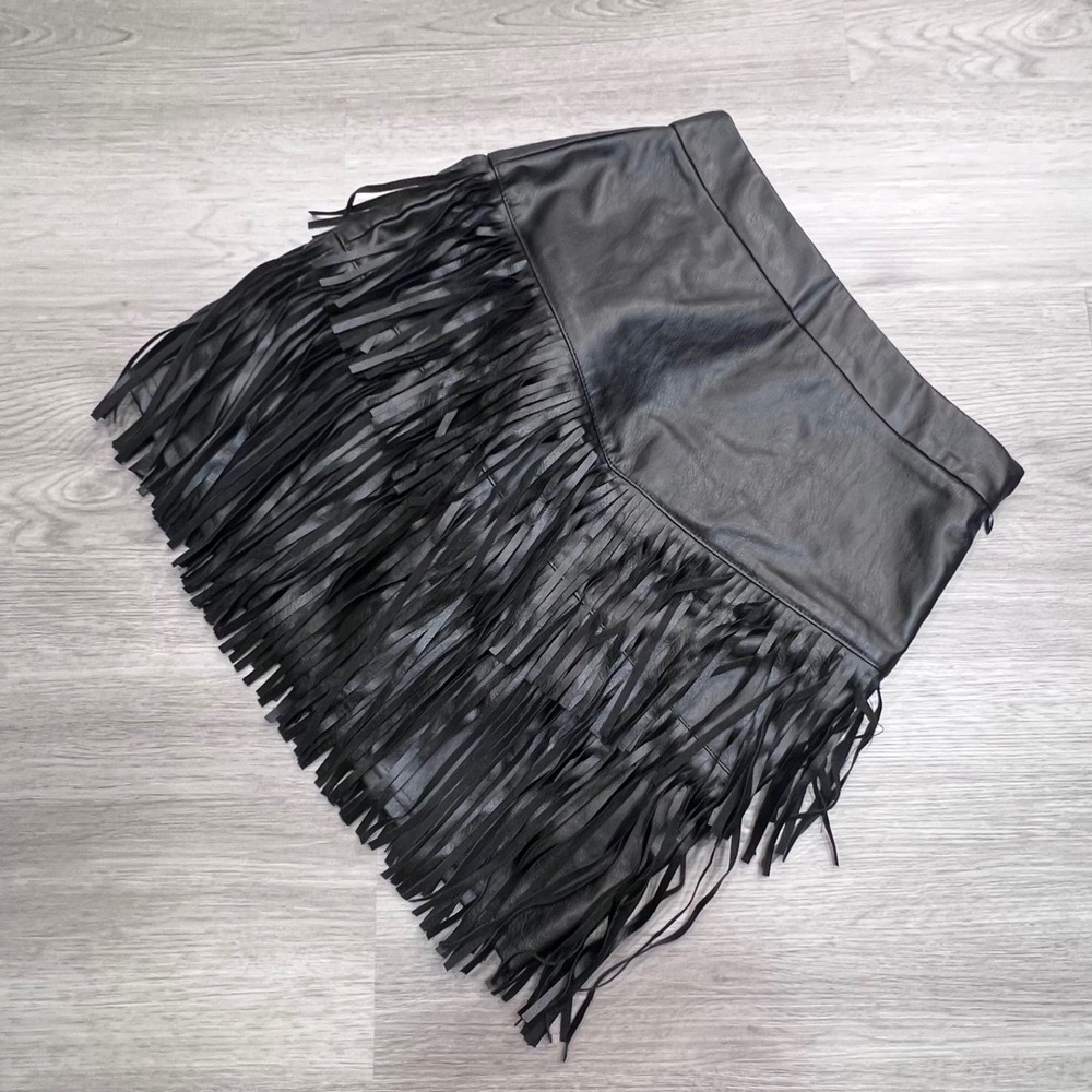 Altar'd State Black Faux Leather Fringe Mini Skirt BK27159AS Womens XS Western